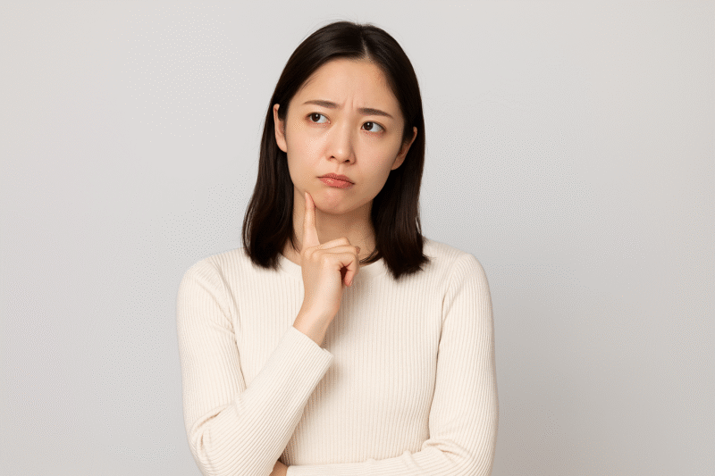 ブランド名の読み方に悩んでいる様子イメージ