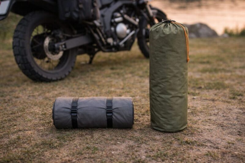 バイクに積みやすいマットの収納サイズ比較