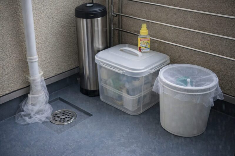 虫を寄せにくく掃除しやすいベランダの整え方