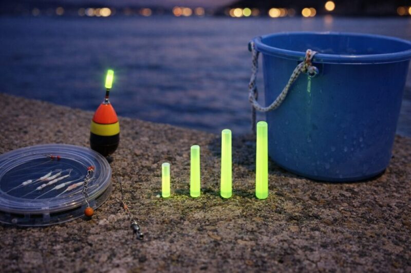 サビキ釣りで使うケミカルライトと仕掛けの組み合わせ例