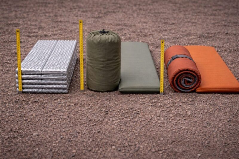 価格帯別に見るキャンプマットの違い