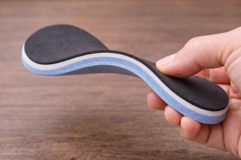 厚みと反発の違いがわかるインソールの比較